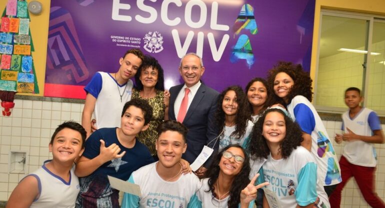 Escola Viva de Cariacica é inaugurada com nova tecnologia para gerar energia própria