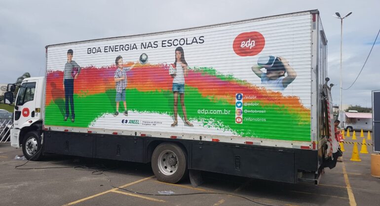 Caminhão do Boa Energia nas Escolas inaugura realidade virtual