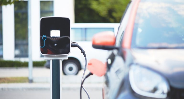 O descarte de baterias de carros elétricos