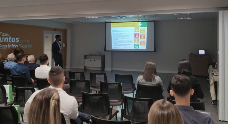Diretor do Ideias realiza palestra sobre o cenário econômico da energia solar
