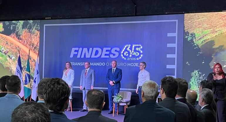 Federação das Indústrias do ES celebra 65 anos de história