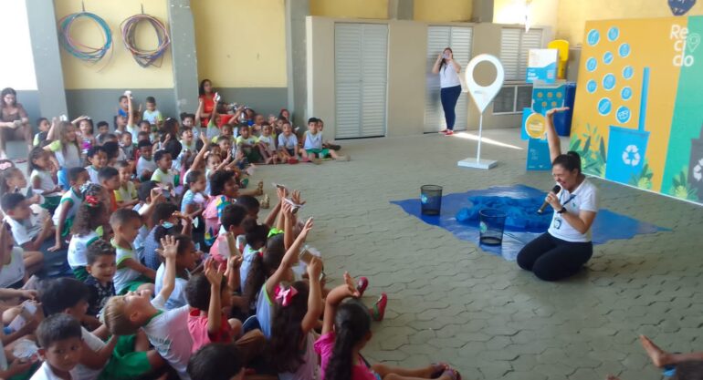 Projeto Reciclo realiza gincana em escola de Cariacica