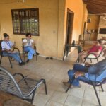 Legado positivo promovido por meio do engajamento comunitário em projetos de desenvolvimento local.